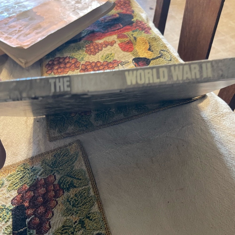 The Nazis (Time life: World War II Vol. 21) ~ Robert Edwin Herzstein - Picture 2 of 5